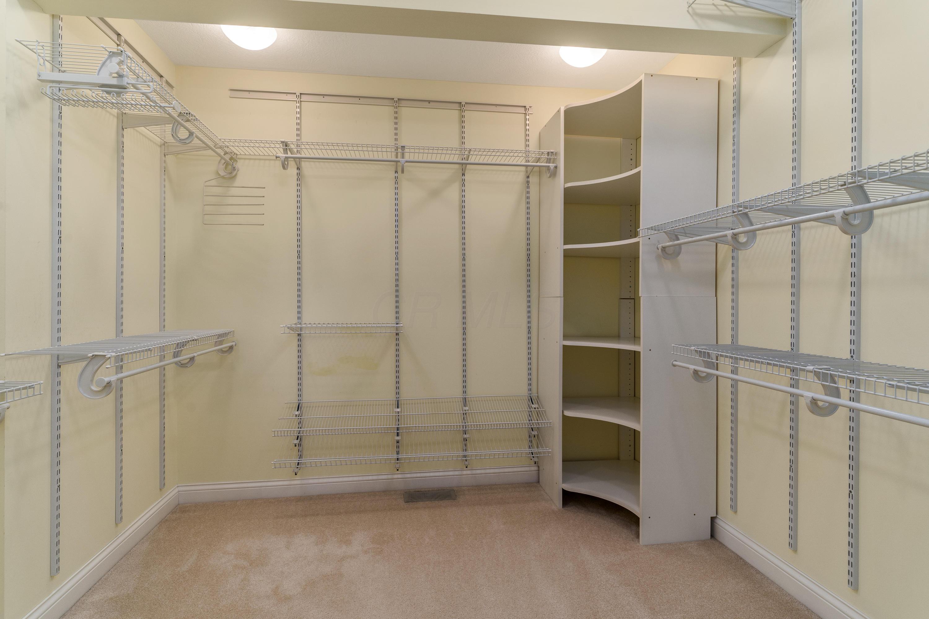 4946 Rays Circle Dublin, OH 43016 - Photo 20 of 37 Gallery Image 20