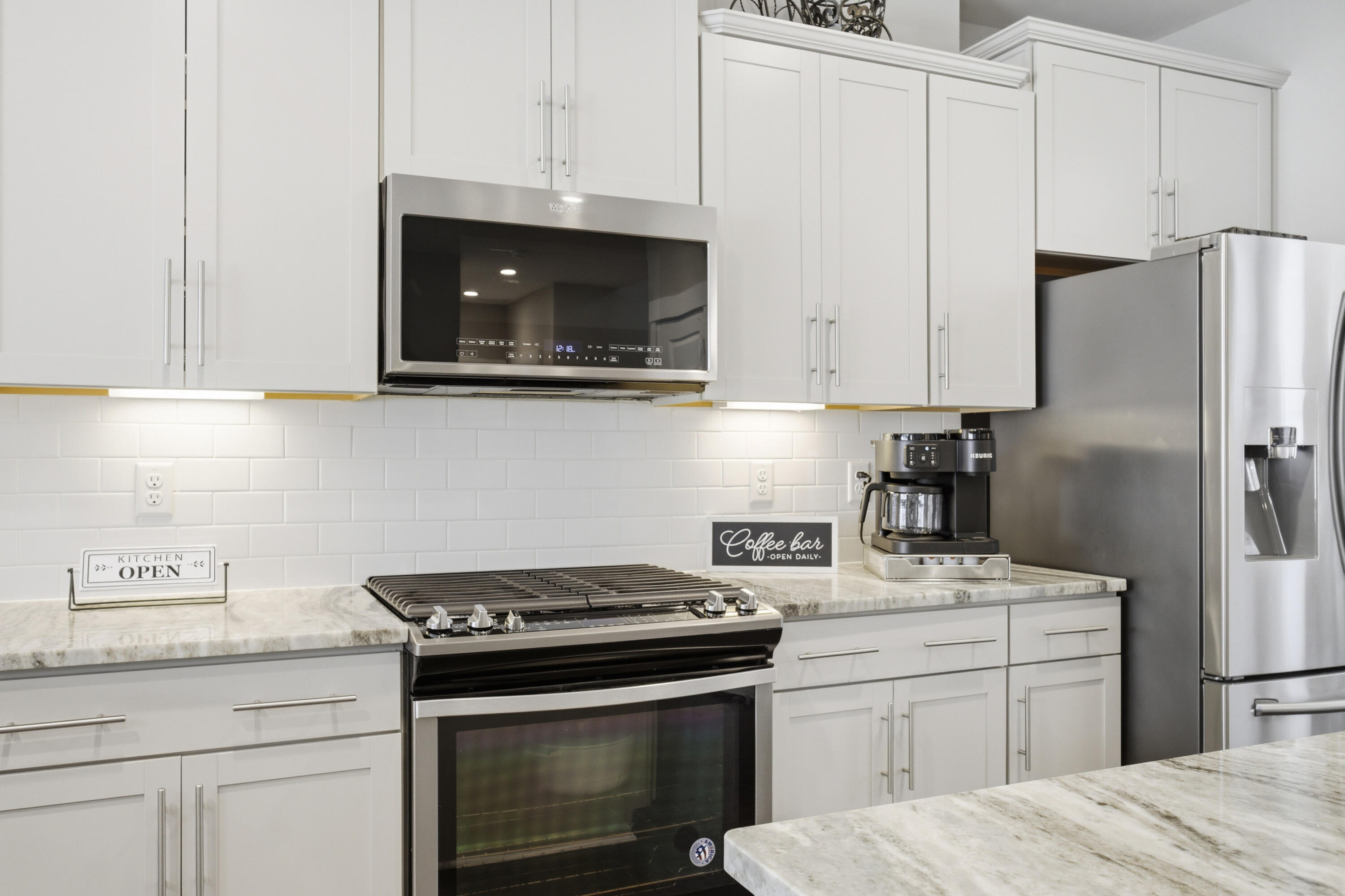 123 Hewitt Street Summerville, SC 29486 - Photo 13 of 82