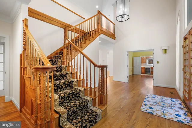 $2,200,000 | 8805 Mary Mead Court, Potomac, MD 20854