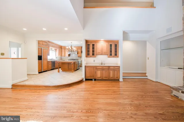 $2,200,000 | 8805 Mary Mead Court, Potomac, MD 20854