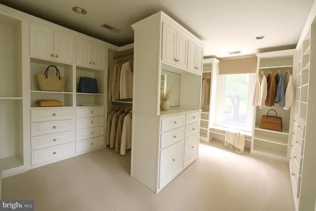 $2,200,000 | 8805 Mary Mead Court, Potomac, MD 20854