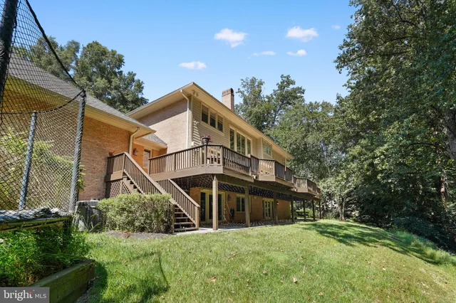 $2,200,000 | 8805 Mary Mead Court, Potomac, MD 20854