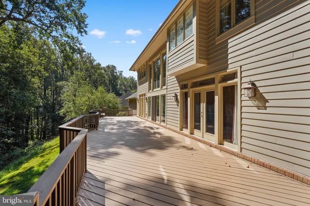 $2,200,000 | 8805 Mary Mead Court, Potomac, MD 20854