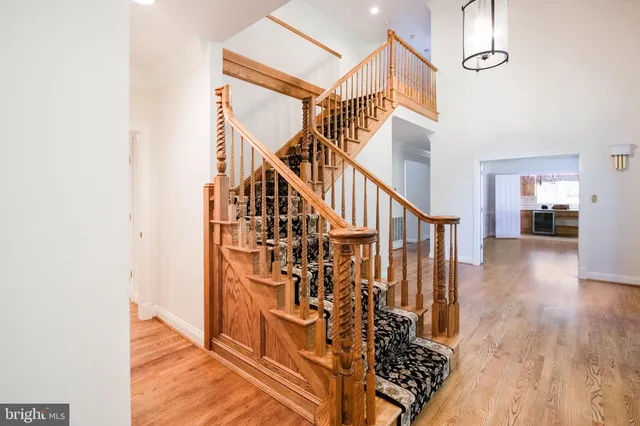 $2,200,000 | 8805 Mary Mead Court, Potomac, MD 20854