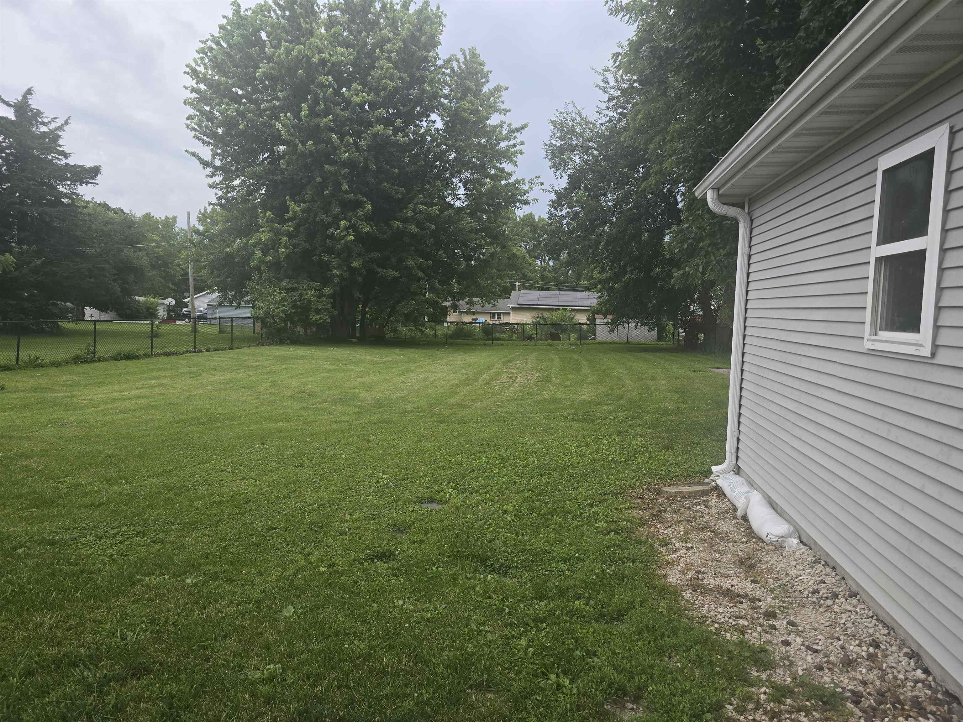 729 Locust Street Carthage, IL 62321 - Photo 32 of 32