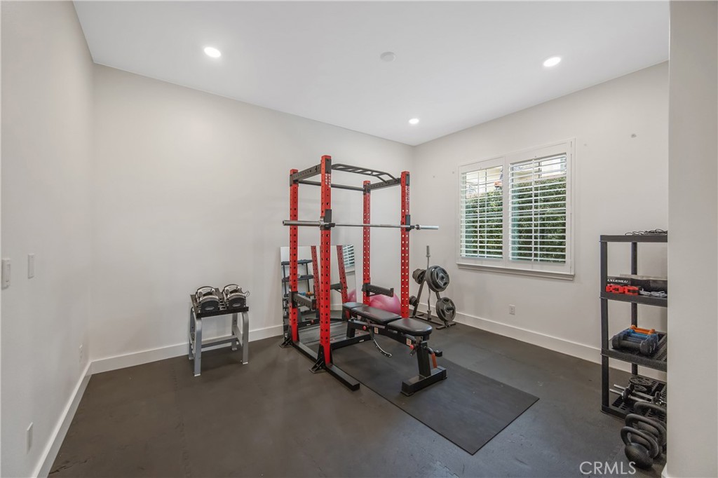 26464 Township Street Saugus, CA 91350 - Photo 19 of 74 a view of a room with gym equipment