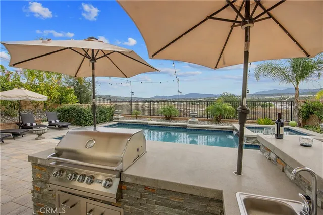 $1,550,000 | 26464 Township Street, Saugus, CA 91350