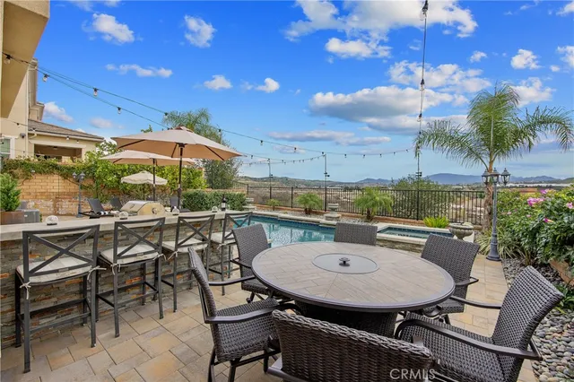 $1,550,000 | 26464 Township Street, Saugus, CA 91350