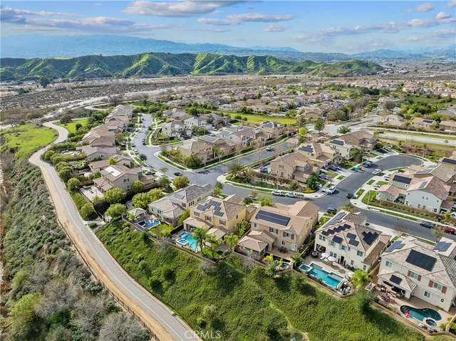 $1,550,000 | 26464 Township Street, Saugus, CA 91350