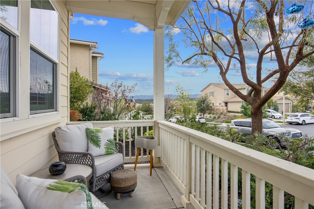 26464 Township Street Saugus, CA 91350 - Photo 7 of 74