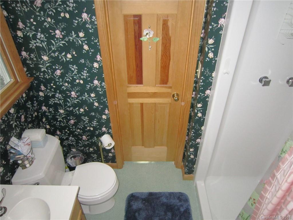 250 Warren Wilson Road Swannanoa, NC 28778 - Photo 11 of 36 Gallery Image 11