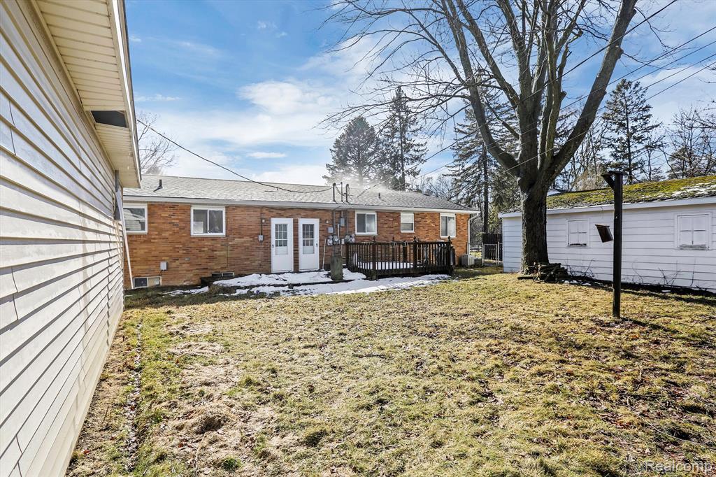 62 Jennings Road Whitmore Lake, MI 48189 - Photo 20 of 21 Gallery Image 20