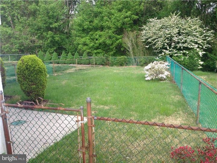 3614 Chesterfield Road Philadelphia, PA 19114 - Photo 4 of 25 Gallery Image 4