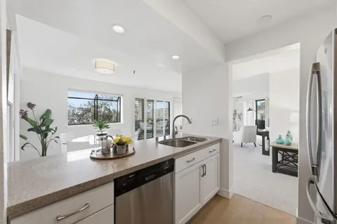 $1,695,000 | 165 Forest Avenue, Unit 4B, Palo Alto, CA 94301
