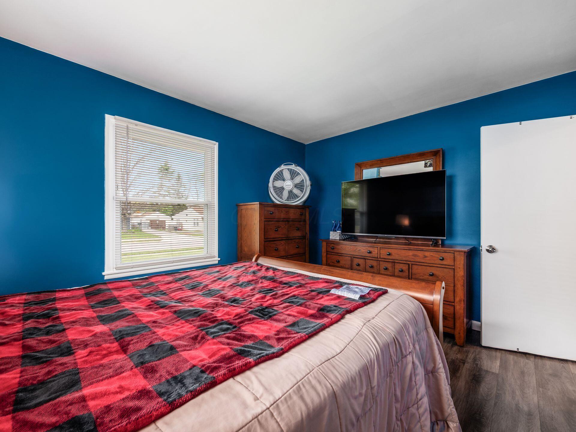 4775 Annhurst Road Columbus, OH 43228 - Photo 20 of 42 Primary bedroom