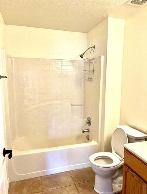 4313 Southwest Gagnon Road Port St. Lucie, FL 34953 - Photo 11 of 14 2nd bath