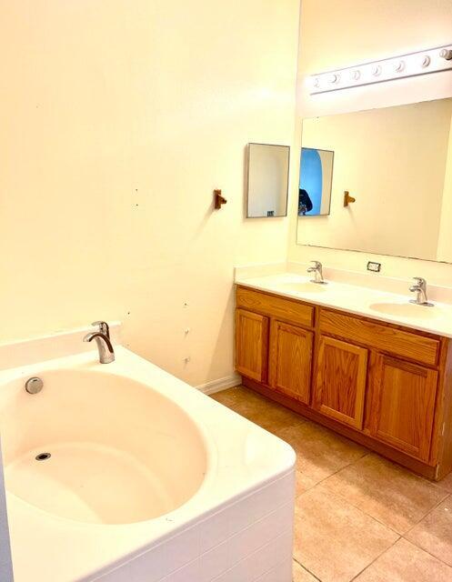 4313 Southwest Gagnon Road Port St. Lucie, FL 34953 - Photo 13 of 14 bath