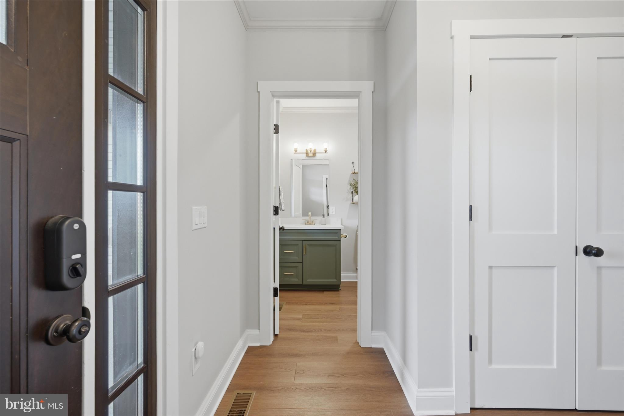 1434 Cloverdale Road Charles Town, WV 25414 - Photo 11 of 63 Full bath off front foyer