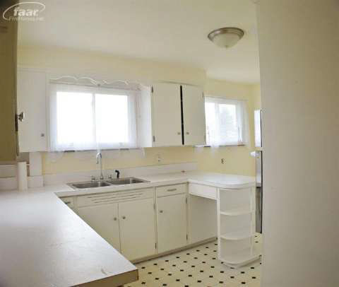 13404 North Linden Road Clio, MI 48420 - Photo 17 of 33 20402226-16.JPG