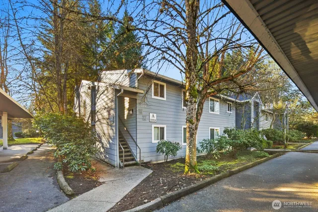 $465,000 | 10014 Northeast 127th Place, Unit A201, Kirkland, WA 98034