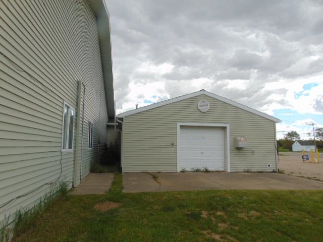 5705 North State Road Alma, MI 48801 - Photo 7 of 39