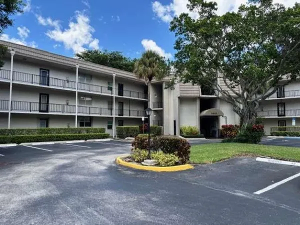 $1,850 | 9401 Lime Bay Boulevard, Unit 305, Tamarac, FL 33321