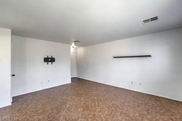 $330,000 | 787 Peregrine Falcon Street, Henderson, NV 89015