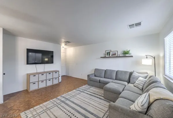 $330,000 | 787 Peregrine Falcon Street, Henderson, NV 89015