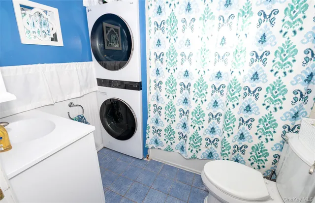 $719,999 | 4030 Avoca Avenue, Bethpage, NY 11714