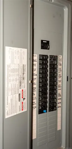 $719,999 | 4030 Avoca Avenue, Bethpage, NY 11714