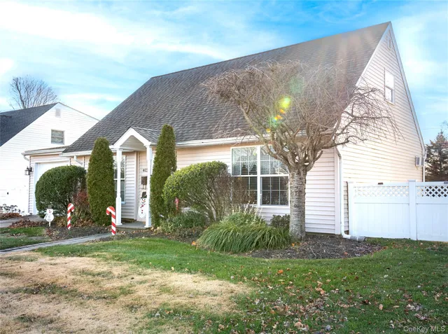 $719,999 | 4030 Avoca Avenue, Bethpage, NY 11714