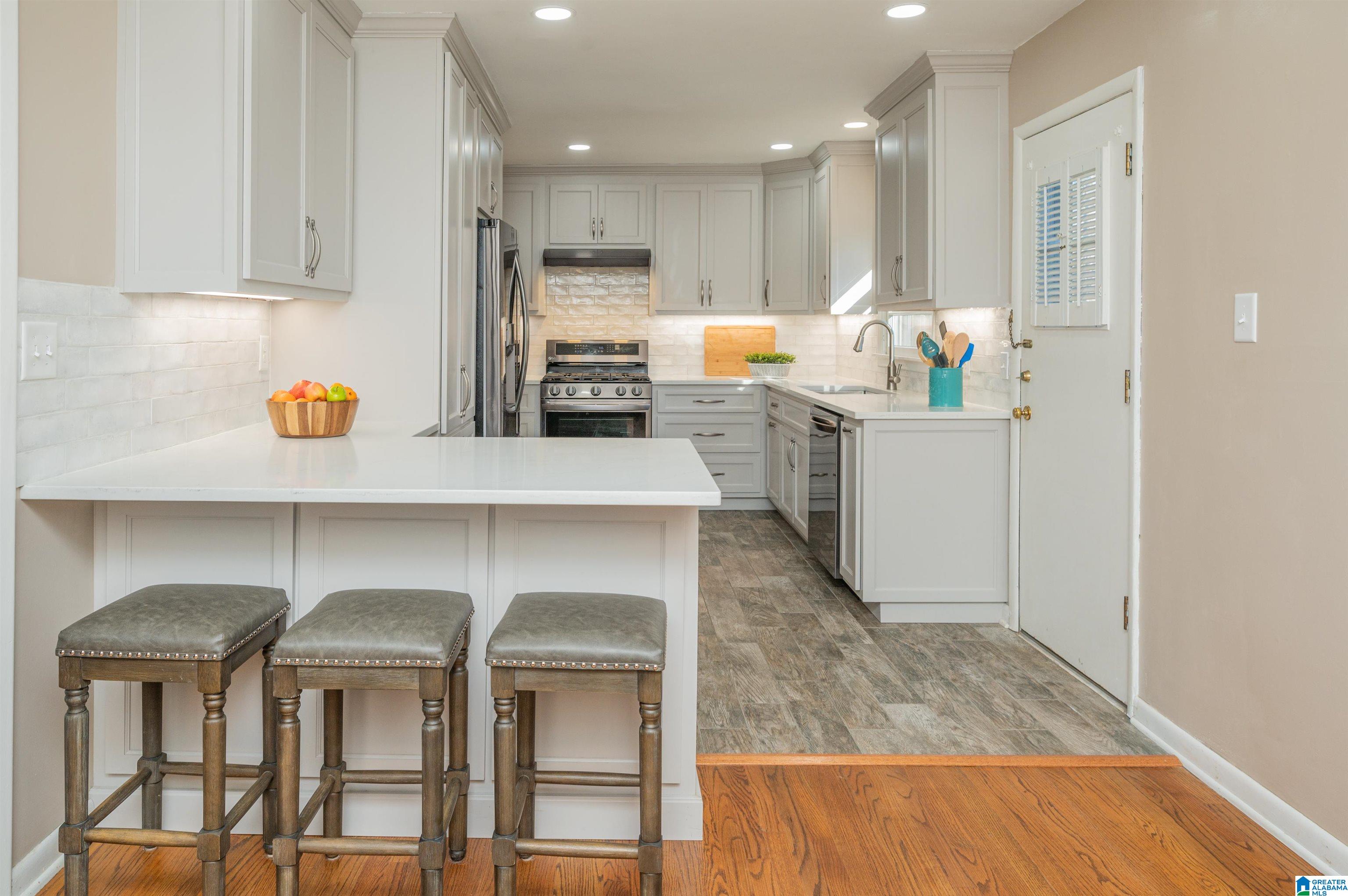 3405 Ridgecrest Drive Birmingham, AL 35216 - Photo 19 of 50