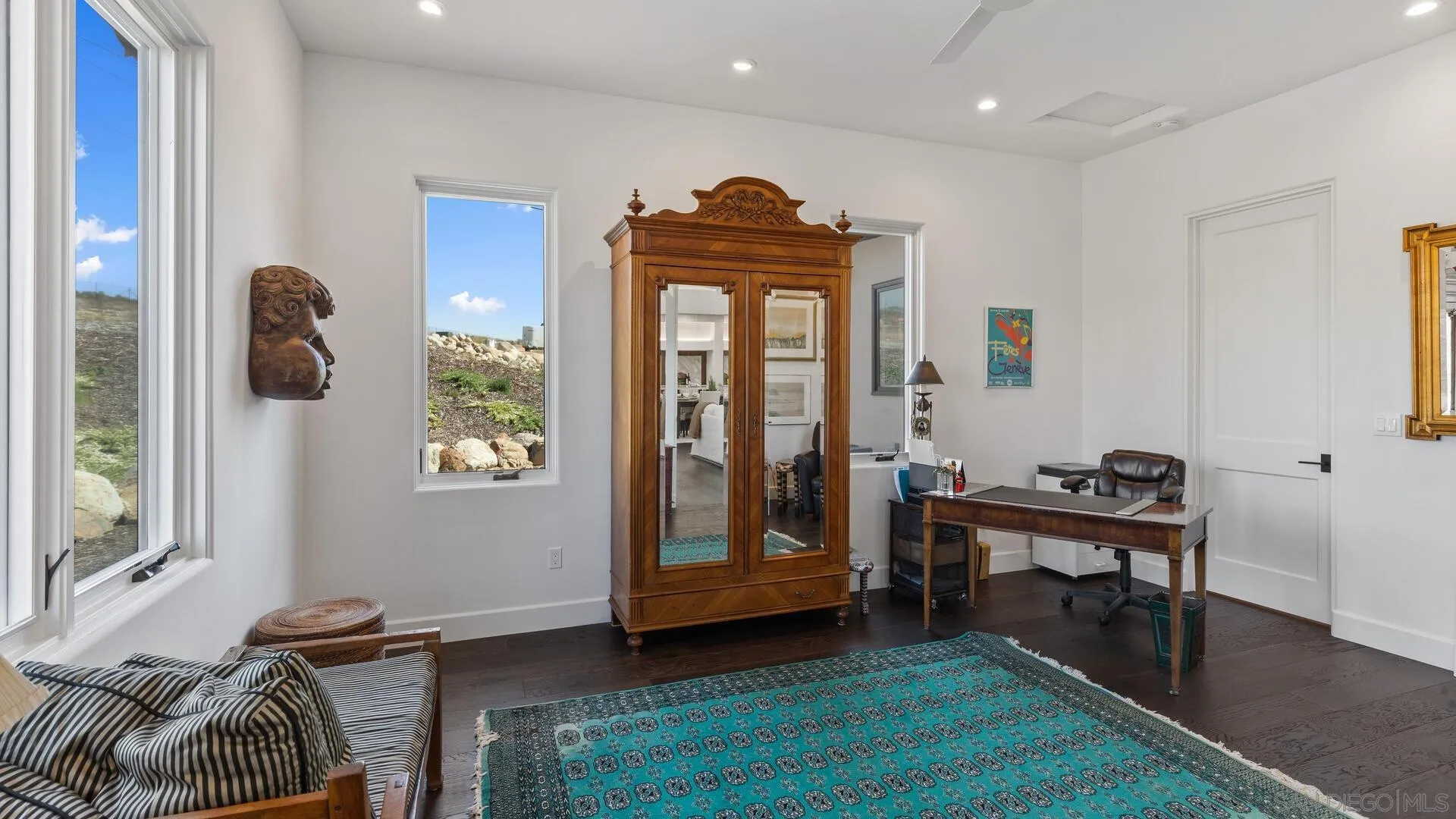 16674 Liberty Ridge San Diego, CA 92127 - Photo 24 of 35 a livingroom with furniture and window