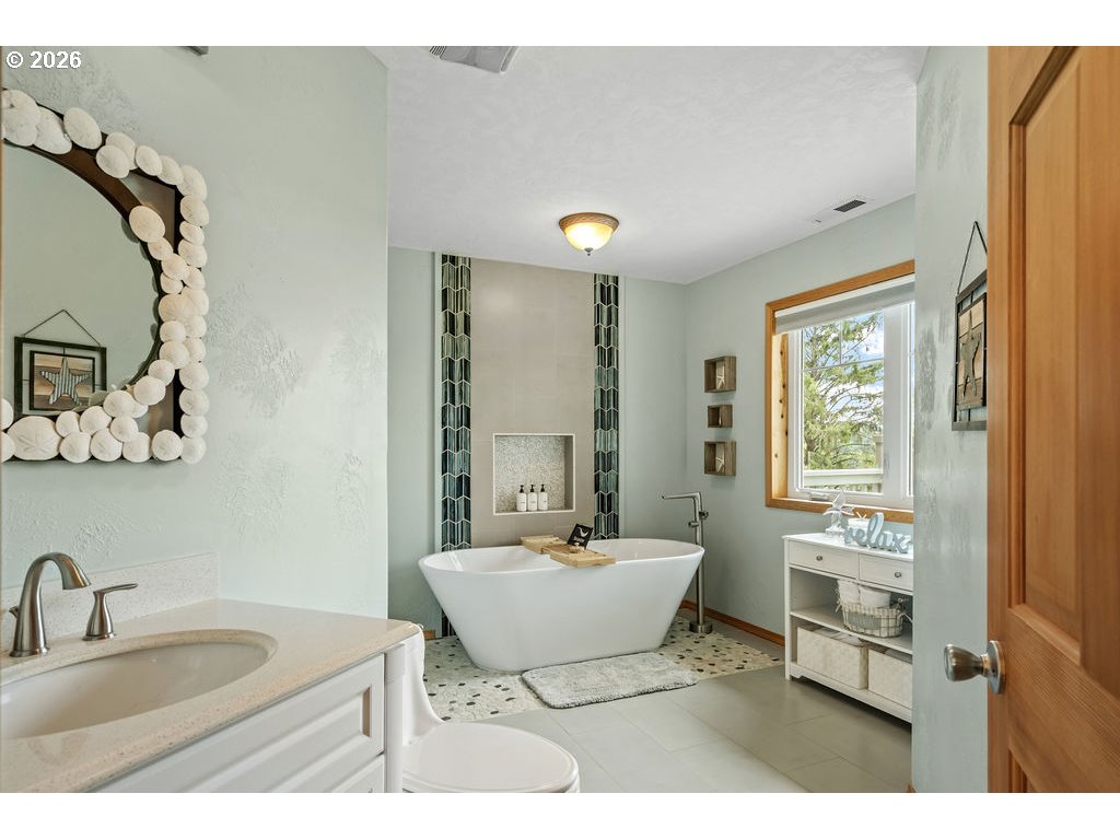 37025 Brooten Road Pacific City, OR 97135 - Photo 27 of 47 Bathroom