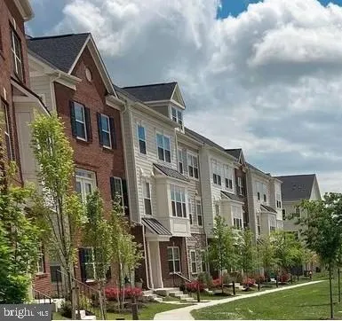 $699,996 | 817 Sawback Square Northeast, Leesburg, VA 20176