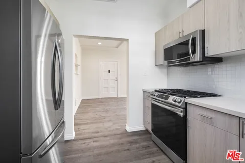 $3,500 | 228 South Reeves Drive, Unit D, Beverly Hills, CA 90212