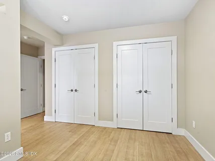 $695,000 | 2 Putnam Hill, Unit 1A, Greenwich, CT 06830
