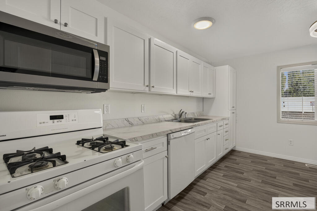 594 Sunflower Road Rexburg, ID 83440 - Photo 9 of 28 Gallery Image 9