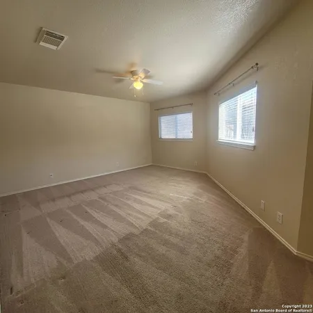 $1,795 | 42 Latrobe Post, San Antonio, TX 78240