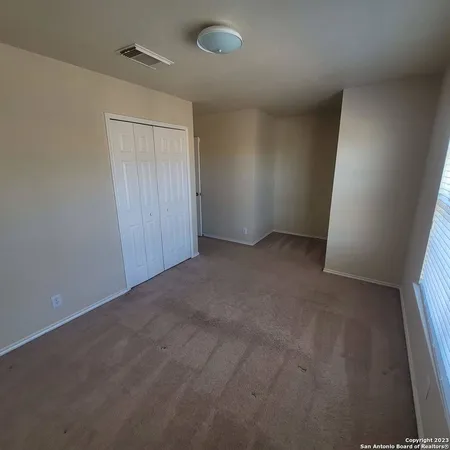 $1,795 | 42 Latrobe Post, San Antonio, TX 78240