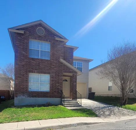 $1,795 | 42 Latrobe Post, San Antonio, TX 78240