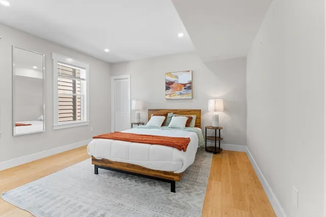 $995,000 | 86 Cypress Street, Unit 86, Watertown, MA 02472