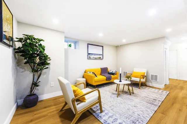 $995,000 | 86 Cypress Street, Unit 86, Watertown, MA 02472