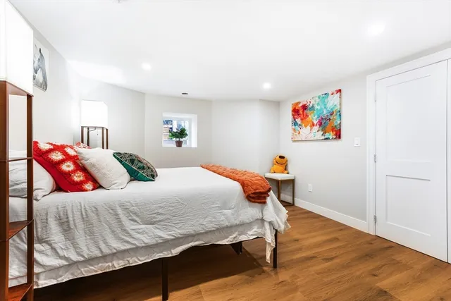 $995,000 | 86 Cypress Street, Unit 86, Watertown, MA 02472