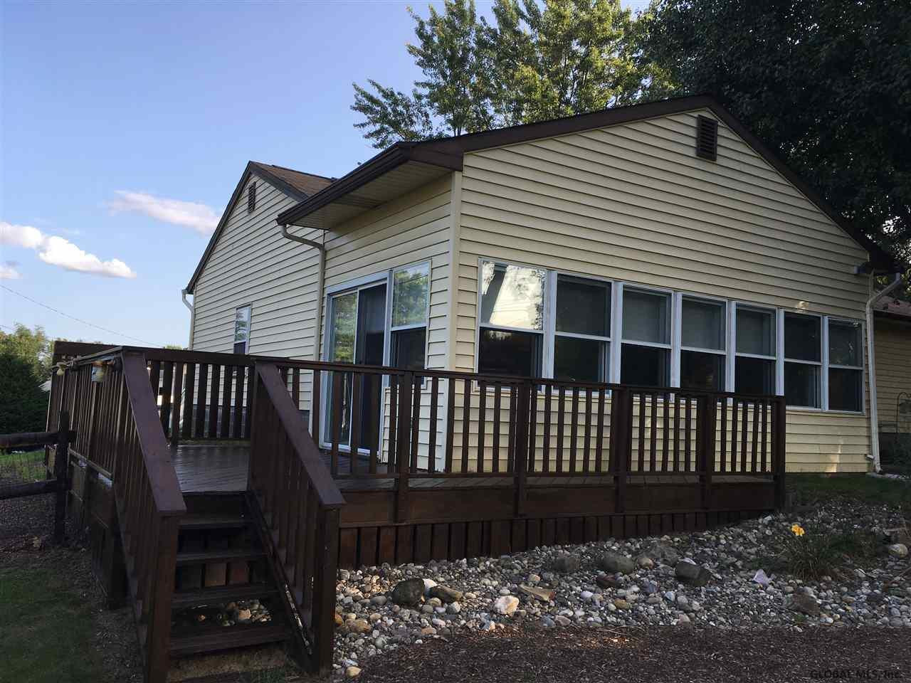 88 Hunting Road Colonie, NY 12205 - Photo 4 of 16 Photo 4