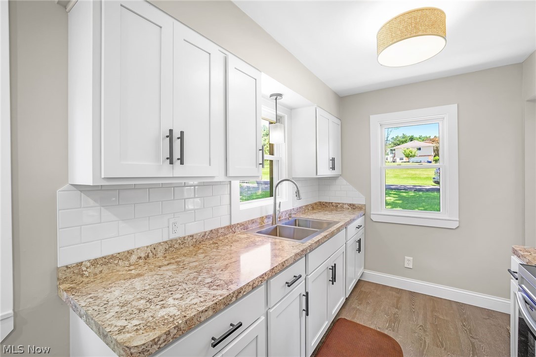 1371 Krumroy Road Akron, OH 44306 - Photo 20 of 32