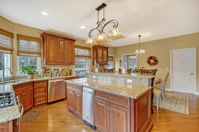 $3,990 | 18 Mariners Bend, Brielle, NJ 08730