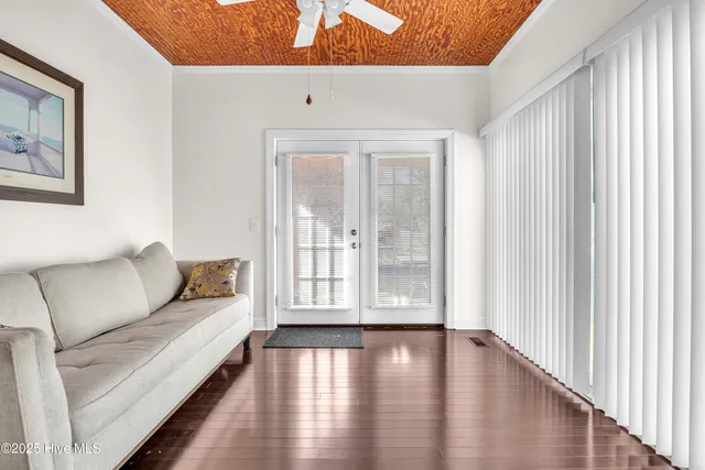 $330,000 | 518 Wright Street, Wilmington, NC 28401