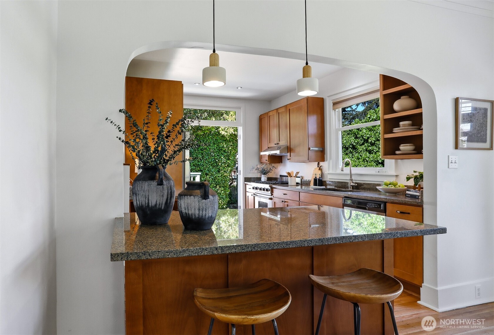 530 North 83rd Street Seattle, WA 98103 - Photo 13 of 39