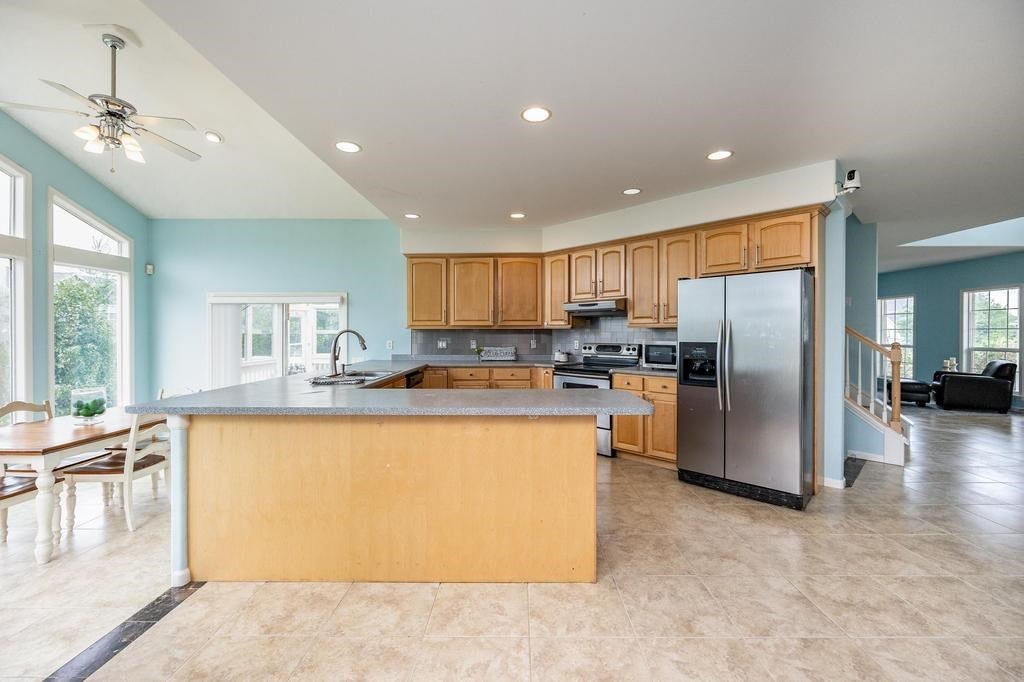 2470 Newcastle Road Marion, IA 52302 - Photo 13 of 51 Gallery Image 13
